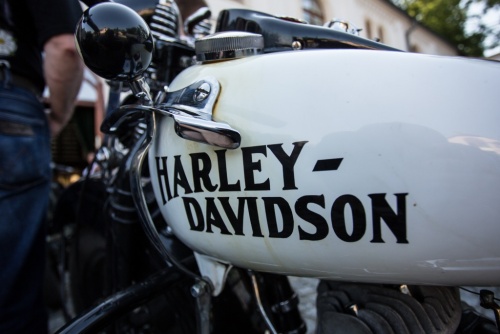 6f586eed7f5562b5680f936930614f