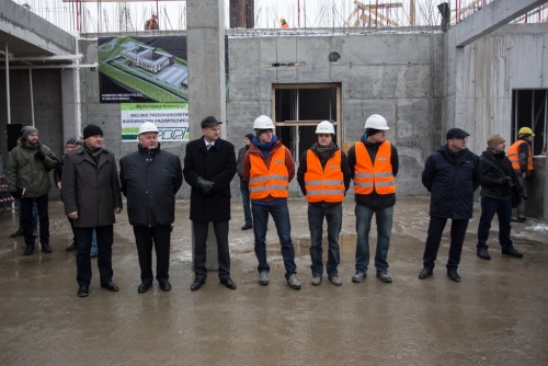 b27dc8244db729feee8d099abc8de1