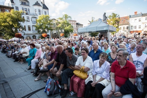 99fae27e894d9e4acb92ecfb537bea