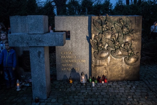 b56e6adcbfe8870fcd77631da71bda