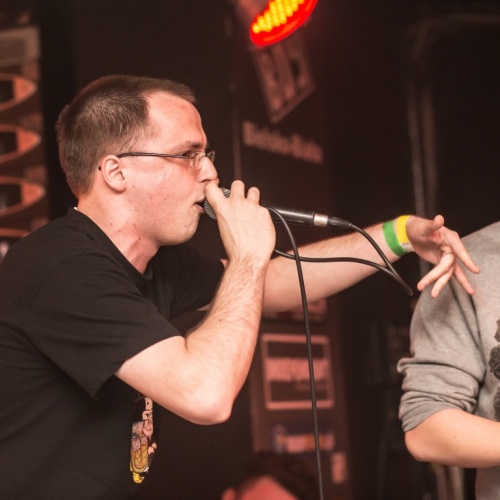 06dd18ab7dc6611afbdac008811158