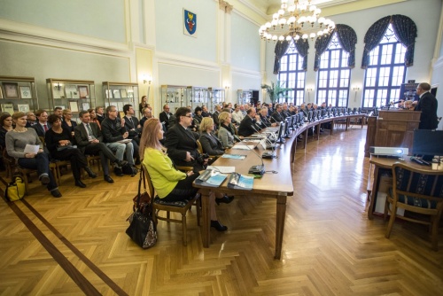 b6f6ad68cb6d04b03437ce2d390800