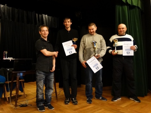 cf09fbc2e4b7f8d5d13c01e5b12636