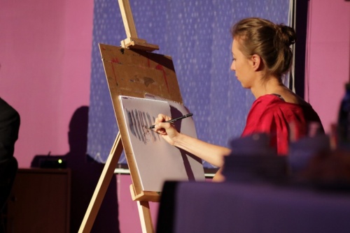 053843252a9899c4a56480b32c8bfc