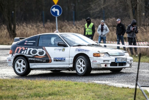 77481d8ca2960415bd6813666b42b5