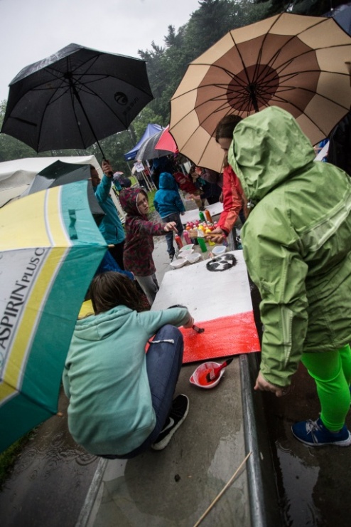 4b5ccb17c50de64d04a9ab388571a3