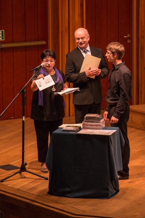 95c99104e06e20fa178ad56a4d45d6