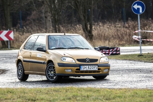 77481d8ca2960415bd6813666b42b5