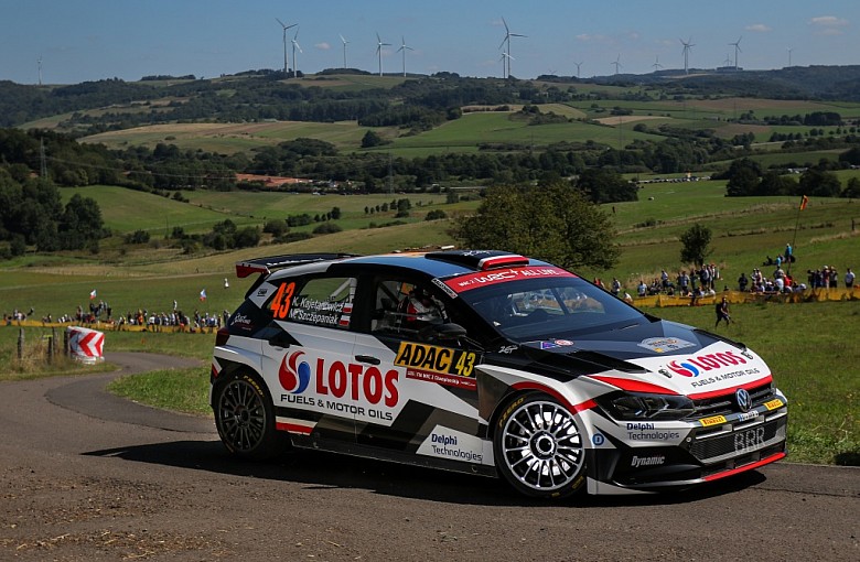 Kajetanowicz i Szczepaniak w czołowej trójce WRC2 po OS1!