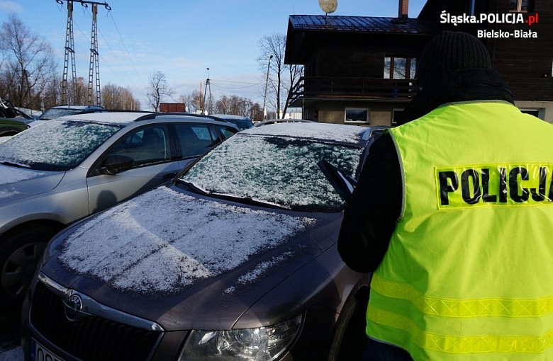 Policja odzyskała skradzione samochody