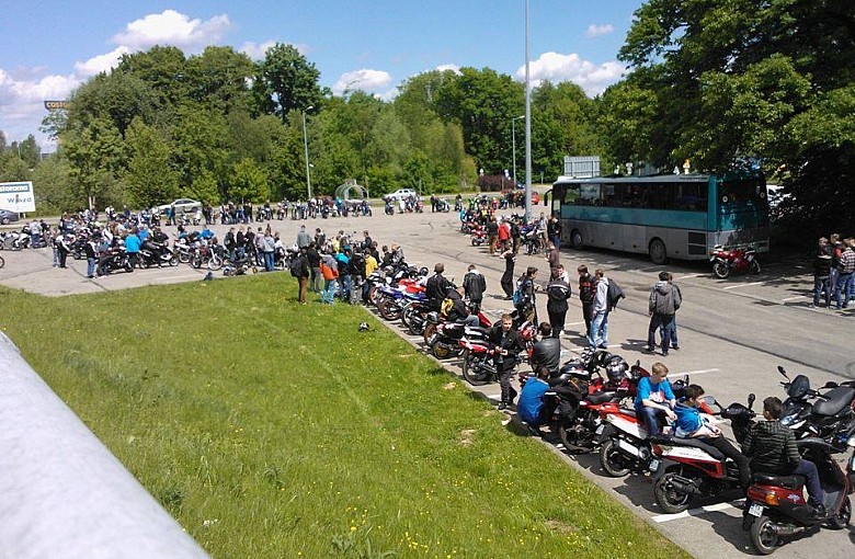 Skutery przejadą przez miasto