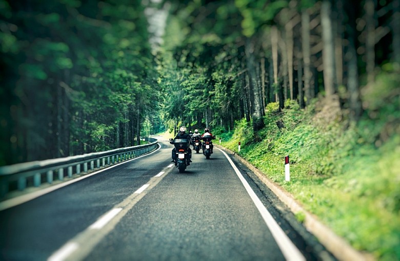 Planowanie i wyznaczanie trasy motocyklowej - jak działa motocyklowa nawigacja?