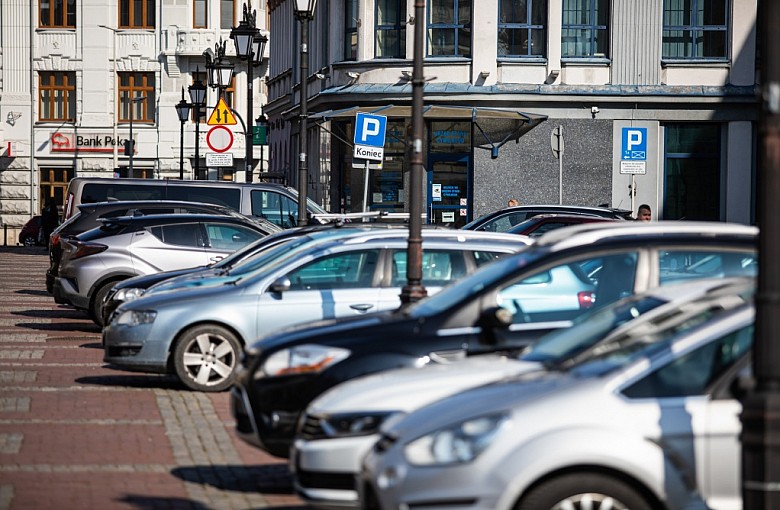Radni zdecydowali. Kolejne ulice w Bielsku-Białej objęte strefą płatnego parkowania