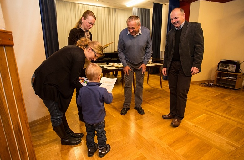 Aniołek na święta – konkurs plastyczny