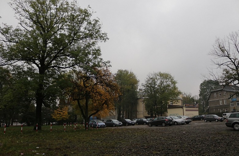 Rewitalizacja skweru zieleni przy ul. Żywieckie Przedmieście i nie tylko