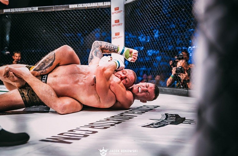 MMA w Bielsku-Białej, czyli... piorunujące pierwsze rundy
