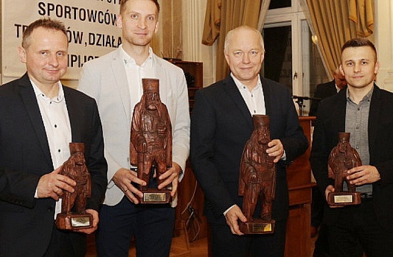 Rekord uhonorowany i wyróżniony