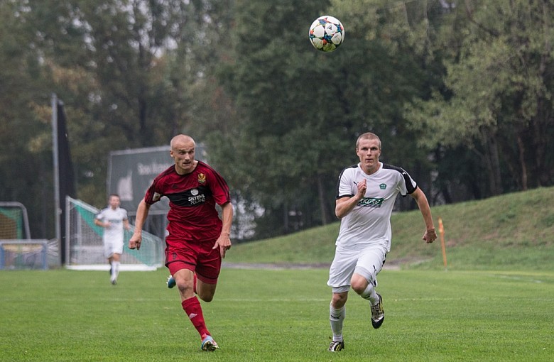Derby na remis