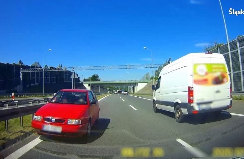 Jechał pod prąd ekspresówką. Było o krok od  tragedii