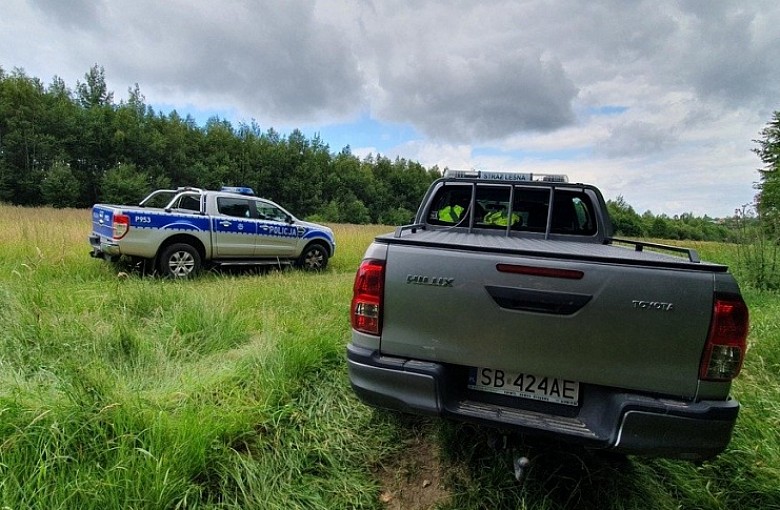 Wspólny patrol Policji i Straży Leśnej. Nielegalne wjazdy na quadach i crossach