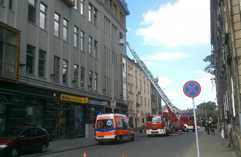Nie otwierał drzwi