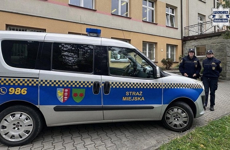 Policja i Straż Miejska czuwają nad bezpieczeństwem w bielskich szkołach