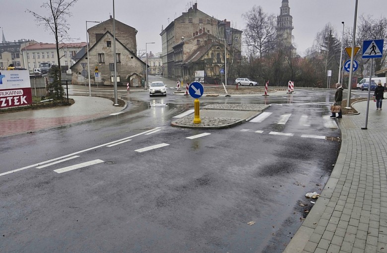 Bielsko-Biała: Nowe rondo u zbiegu ulic Cieszyńskiej i Józefa Lompy oddane do ruchu