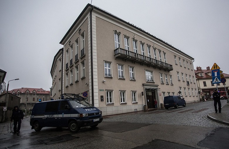 Bombowy alarm w sądzie