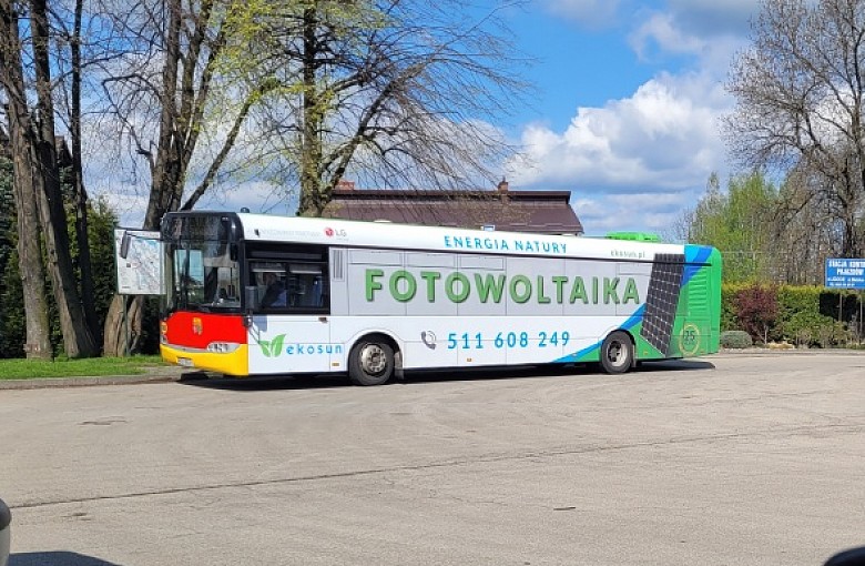 Po Bielsku jeździ autobus z nagrodami!