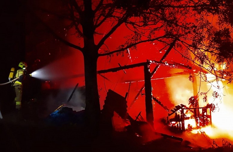 Pożar drewnianego budynku w Czańcu. Straty są ogromne