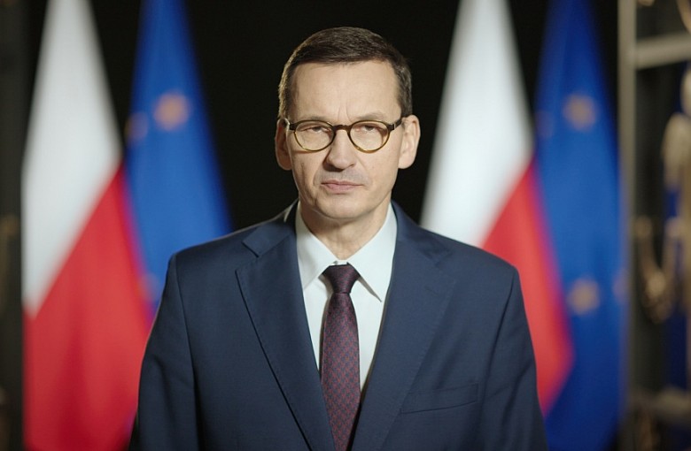 Morawiecki: nie wprowadzamy godziny policyjnej w Sylwestra, tylko apelujemy o nieprzemieszczanie się