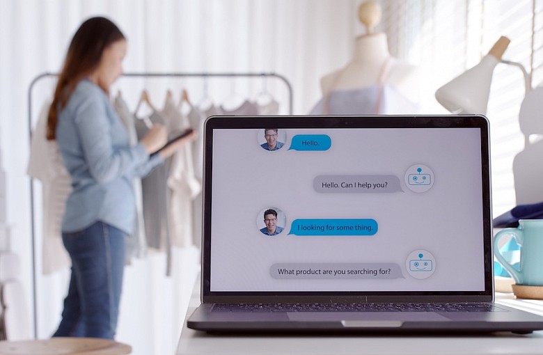 AI Chatbot - nowy pracownik w Twoim sklepie. Dbaj o wygodę klientów i zwiększaj przychody