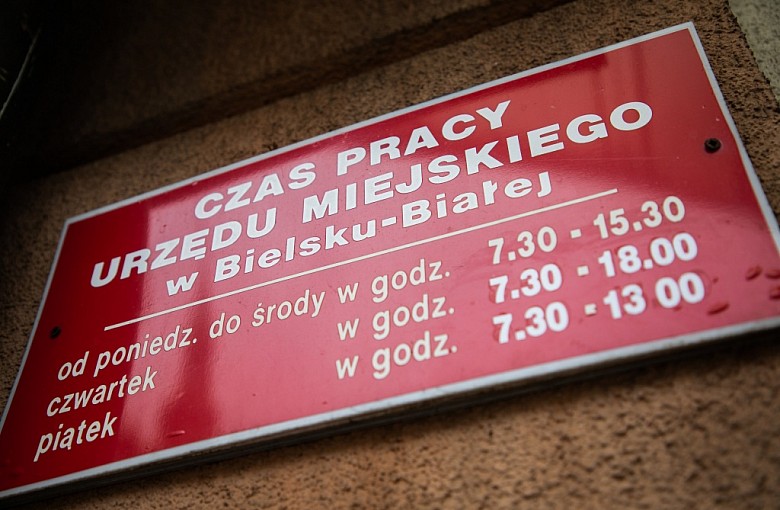 Bielsko-Biała. Do Urzędu Miejskiego bez umawiania się
