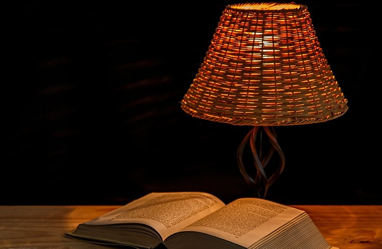 Do nauki i relaksu – top 4 lampki nocne