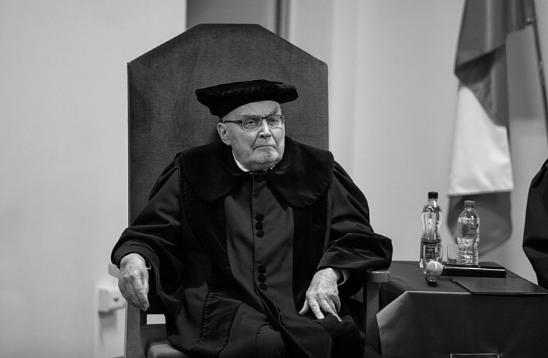Prof. Marek Trombski nie żyje. Pierwszy rektor ATH miał 88 lat