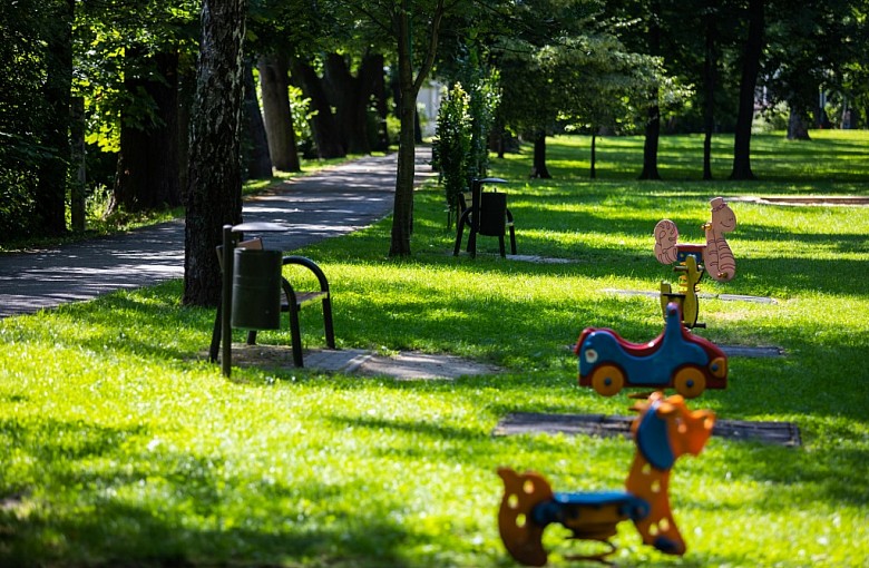 Konsultacje ws. Parku Włókniarzy i pl. Adama Mickiewicza