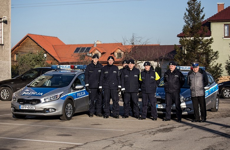 Nowe radiowozy w Kobiernicach