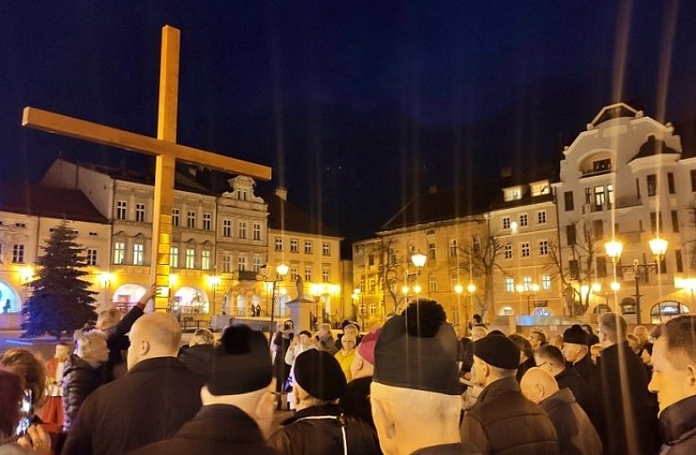 Ulicami Bielska-Białej przejdzie Procesja Drogi Krzyżowej