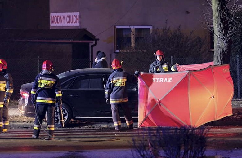 Zderzenie rządowej kolumny samochodów