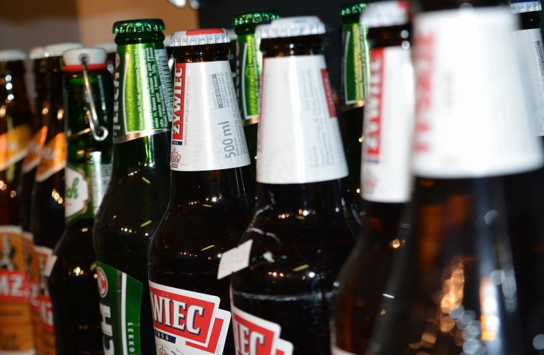 Nie kupisz alkoholu po 22:00. Radni zdecydowali o nocnej prohibicji