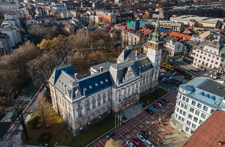 Bielsko-Biała. Plac Ratuszowy wyłączony z ruchu