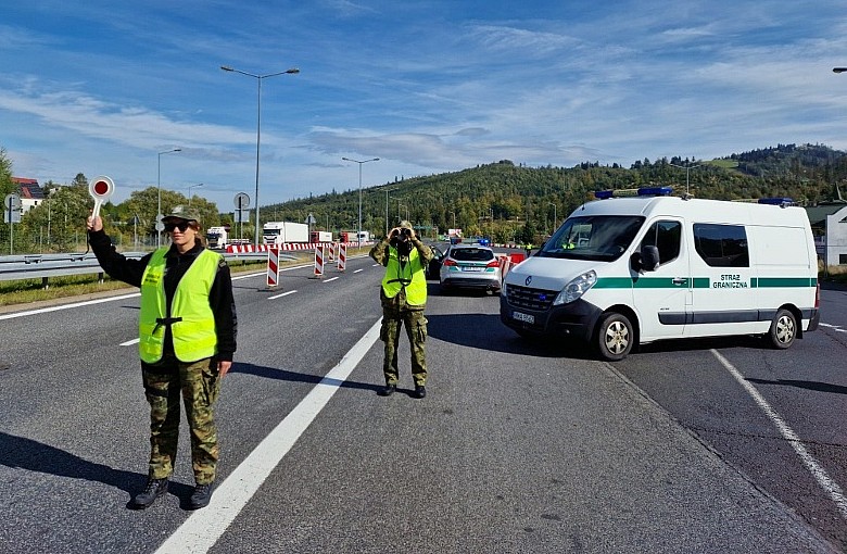 Skontrolowano blisko 109 tysięcy osób oraz 70 tysiecy pojazdów