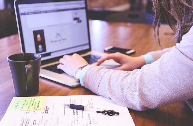 Strategie marketingowe dla B2C i B2B – agencja reklamowa może Ci pomóc!