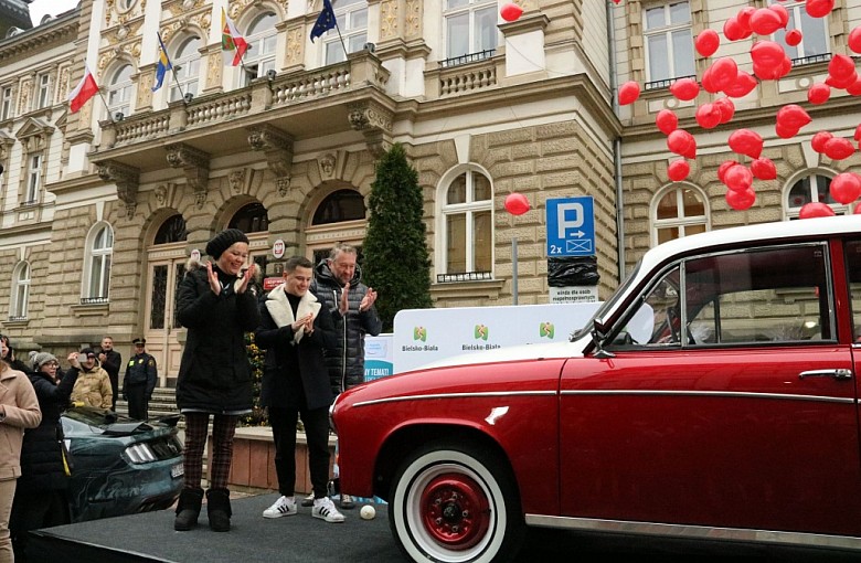Syrena Toma Hanksa