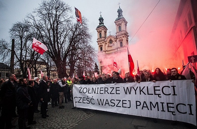 1 marca w Bielsku-Białej. Pikieta i marsz w Narodowy Dzień Pamięci Żołnierzy Wyklętych