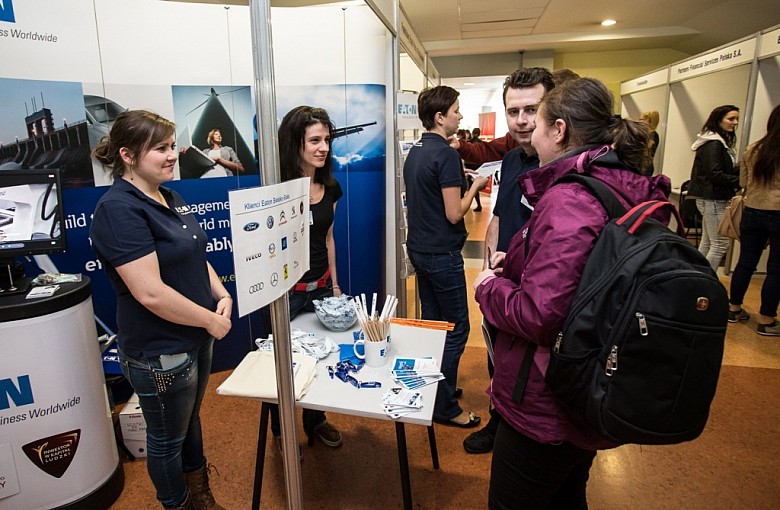 Startuje program „Praca dla Młodych”