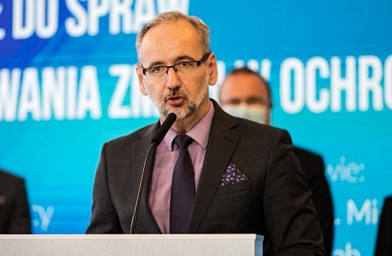 Minister Niedzielski nazwany „naczelnym zbrodniarzem Rzeczypospolitej