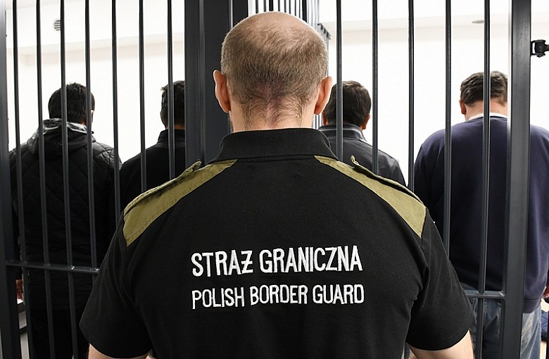 Cudzoziemcy po wyrokach karnych otrzymali decyzje deportacyjne