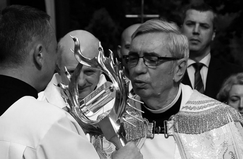 Zmarł ks. Władysław Droździk, emerytowany proboszcz w bielskiej Kamienicy