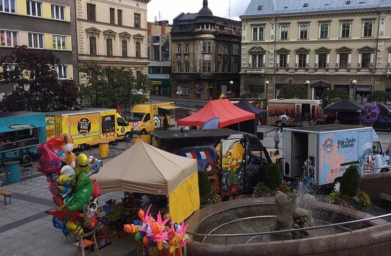 Foodtrucki zaparkują na Placu Chrobrego